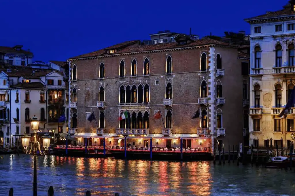 hotel from the tourist in venice