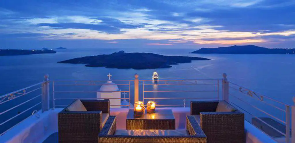 Santorini Hotels With Sunset Views